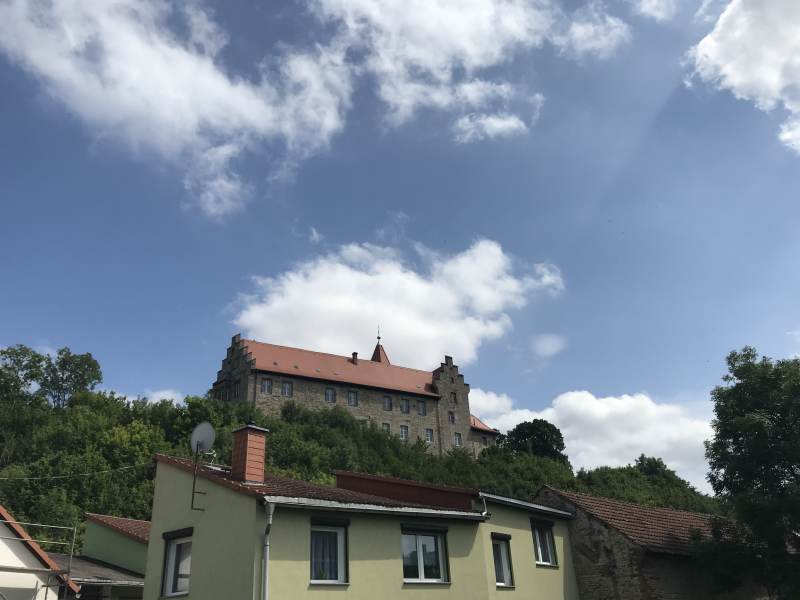 Blick auf das Oberschloss Kranichfeld