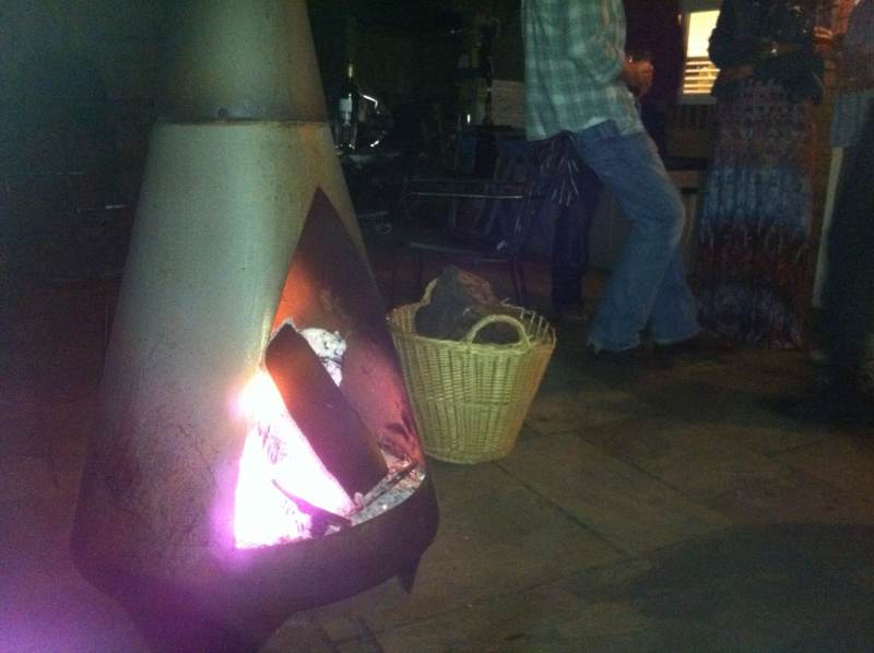 Lagerfeuer am Abend