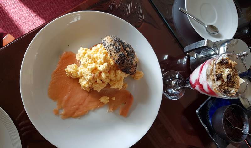 Köstliches „home-made breakfast“
