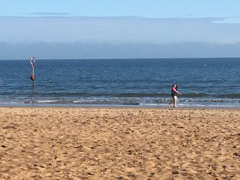 Fußbad im Meer