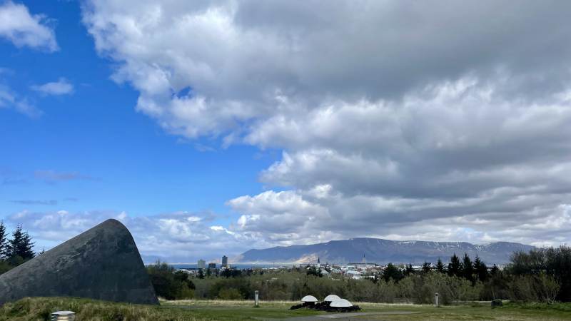 Blick zur Hallgrimskirche